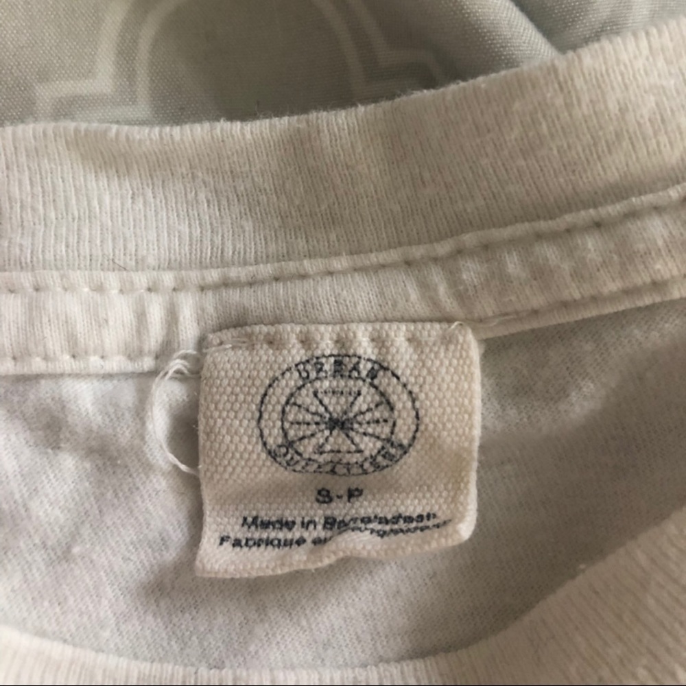 Graphic tee - Picture 2 of 2